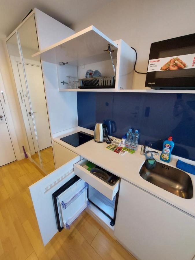 Номера На Высоких Этажах 24,31 Apartment บาทูมิ ภายนอก รูปภาพ