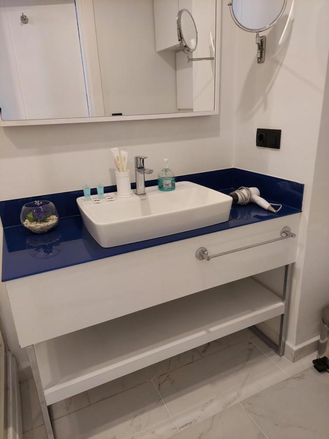 Номера На Высоких Этажах 24,31 Apartment บาทูมิ ภายนอก รูปภาพ